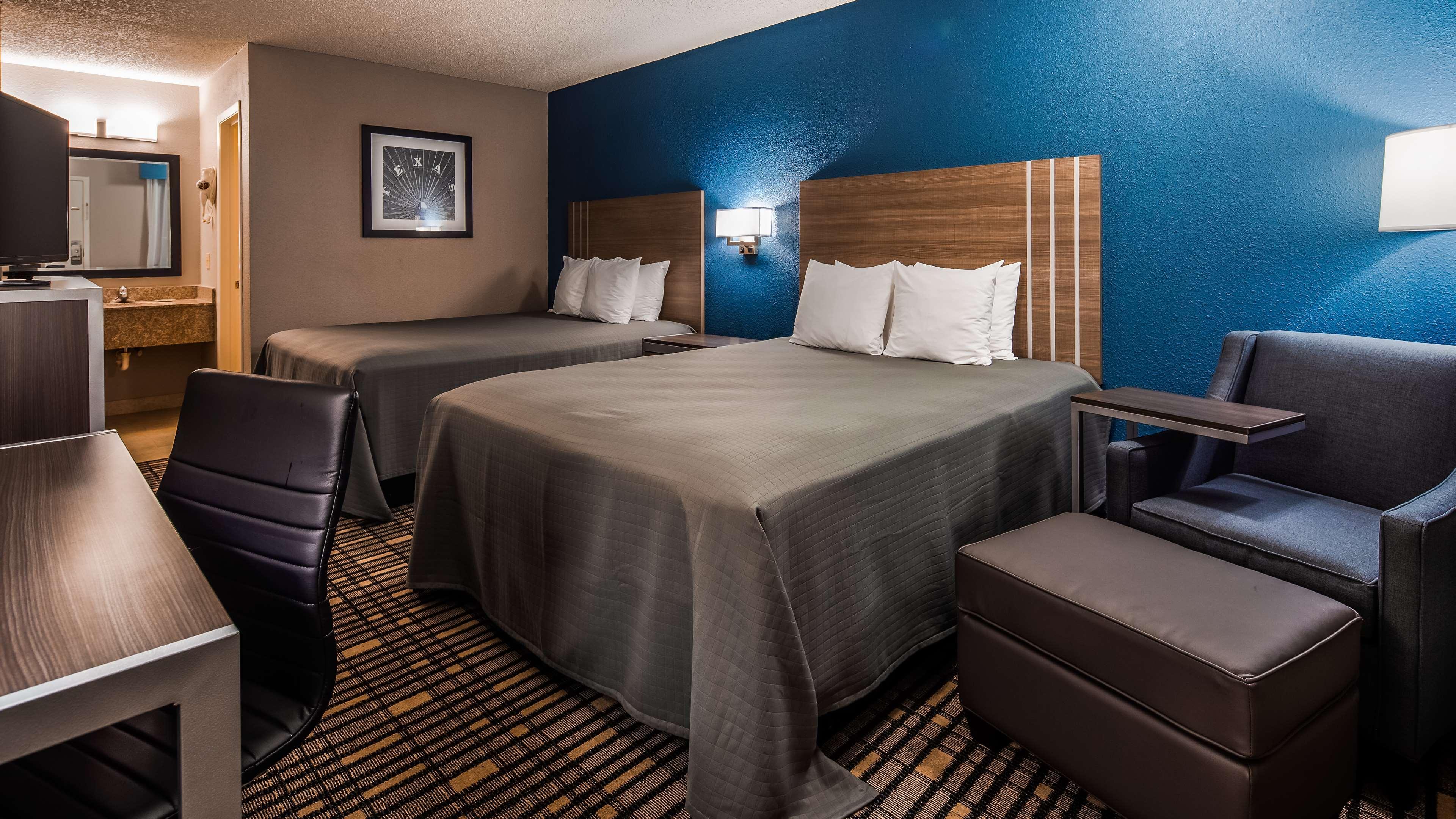 Best Western Post Oak Inn Burnet Экстерьер фото