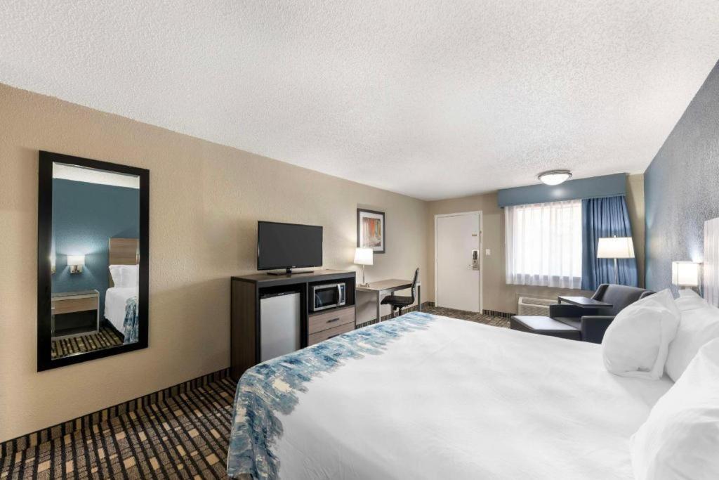 Best Western Post Oak Inn Burnet Экстерьер фото