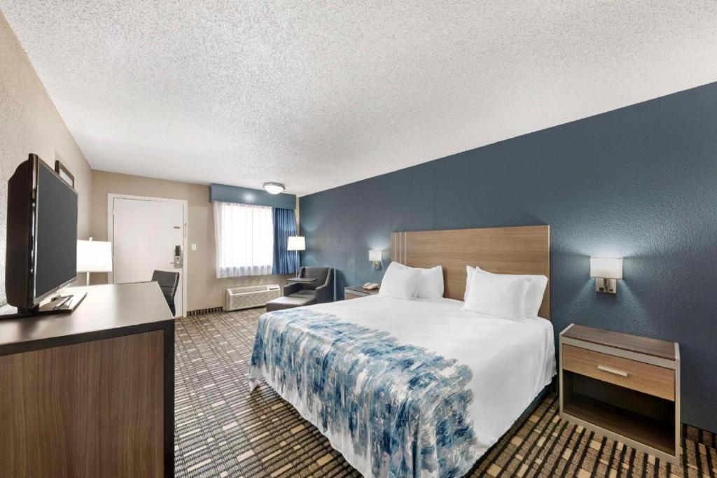 Best Western Post Oak Inn Burnet Экстерьер фото